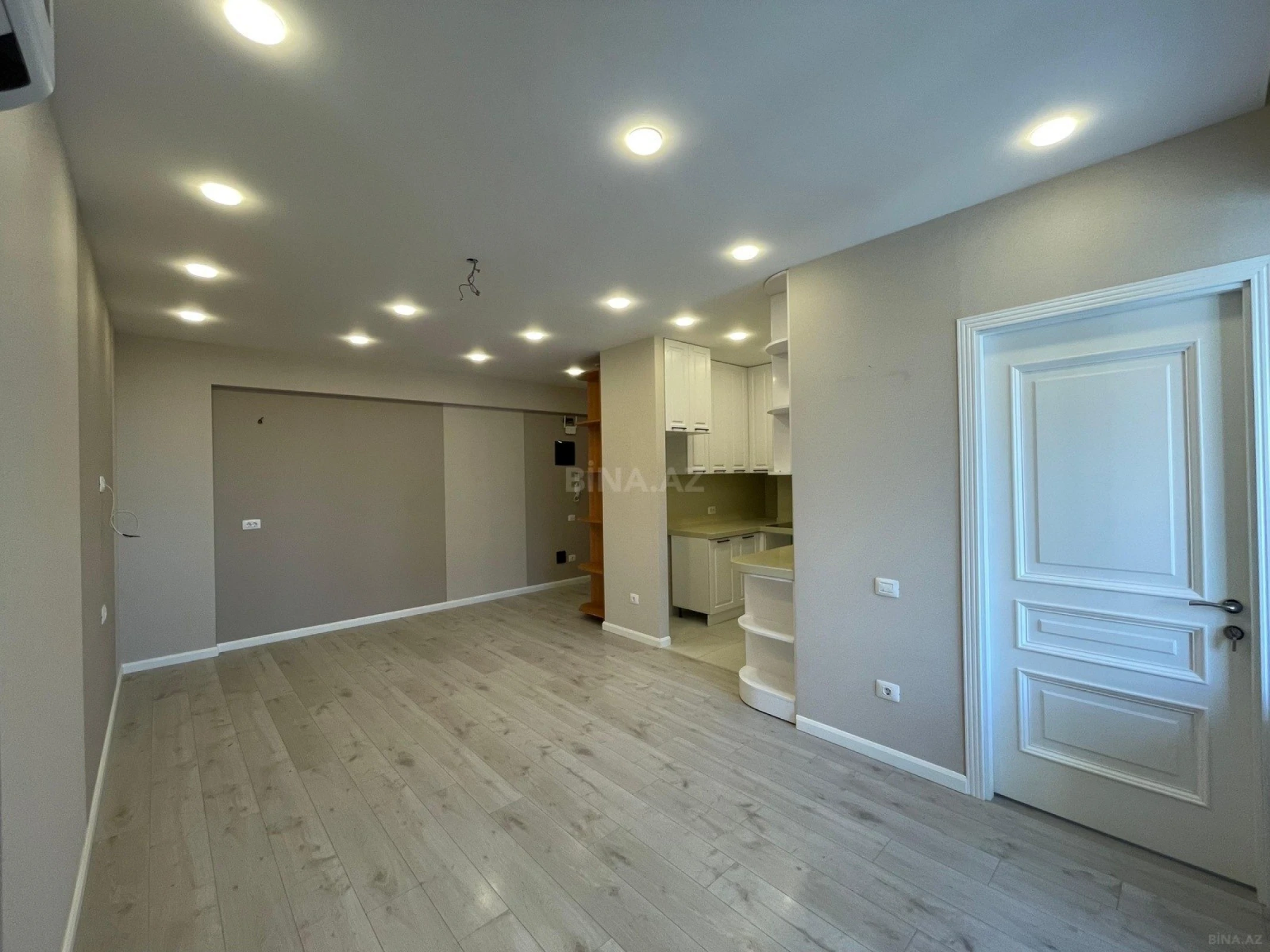 Satılır 3 otaqlı mənzil 85 m²