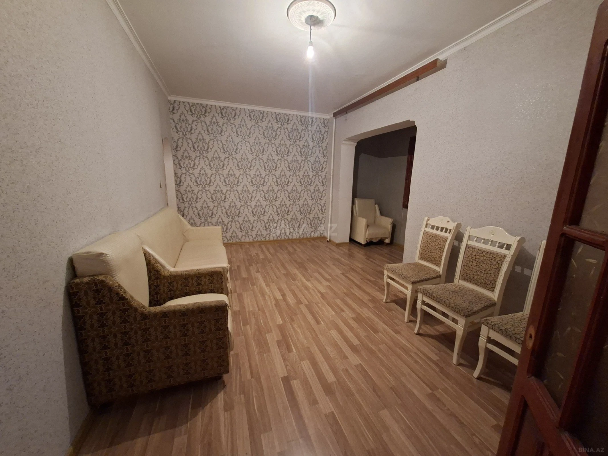 Kirayə verilir 2 otaqlı mənzil 45 m²