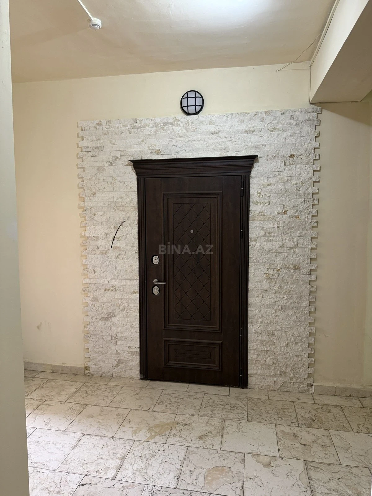 Satılır 3 otaqlı mənzil 102 m²