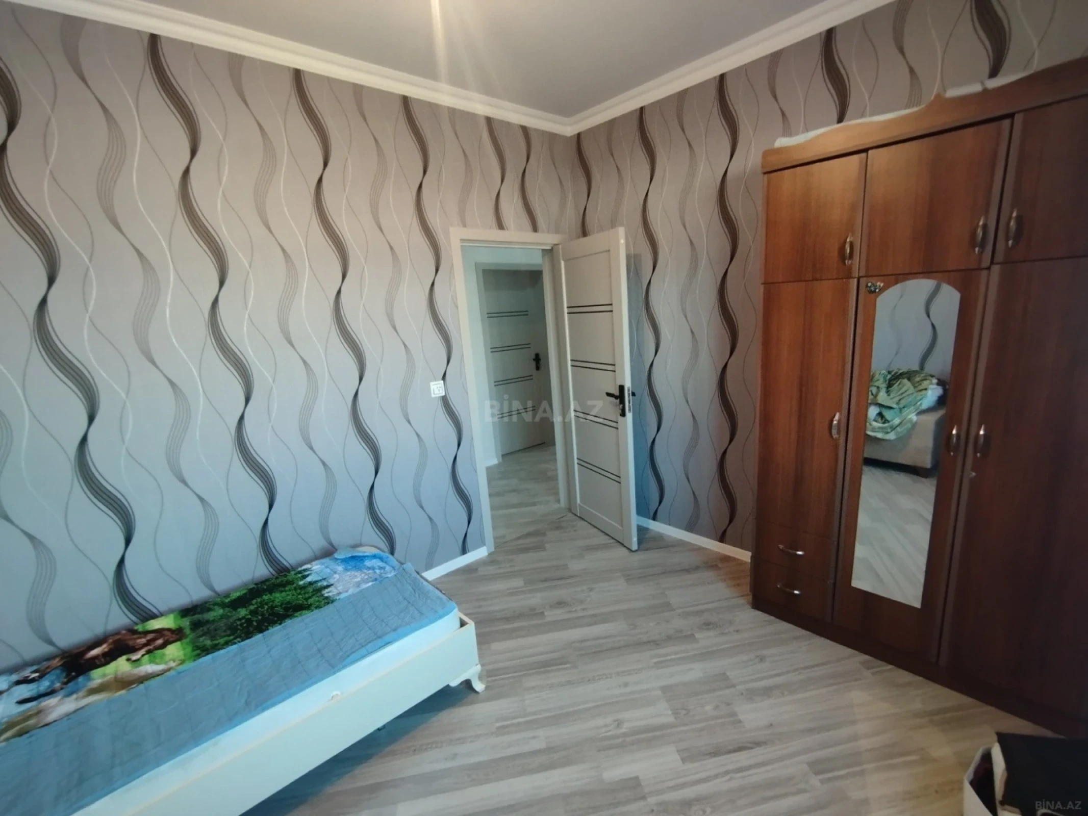 Satılır 4 otaqlı həyət evi 160 m²