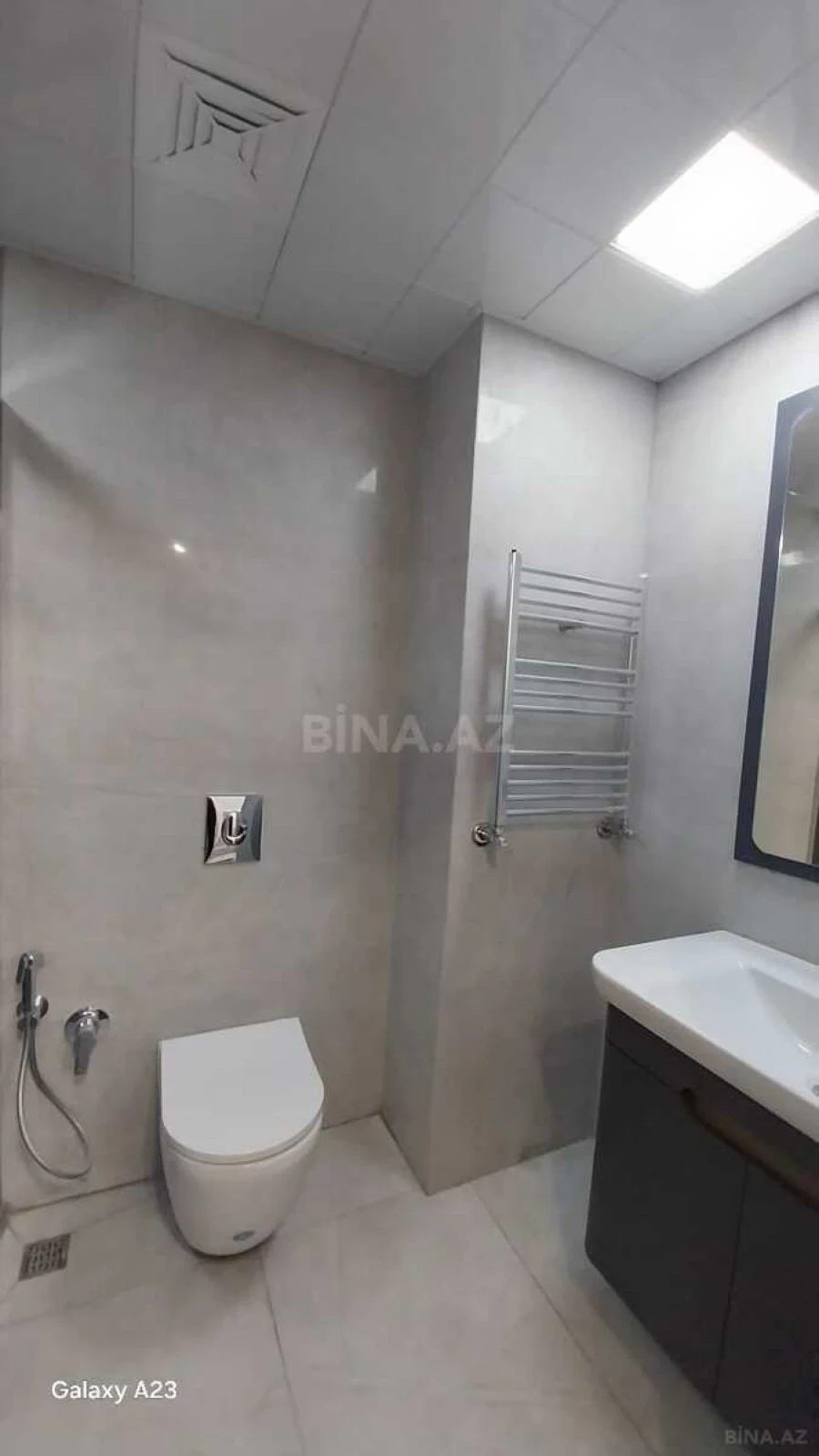 Satılır 2 otaqlı mənzil 55 m²