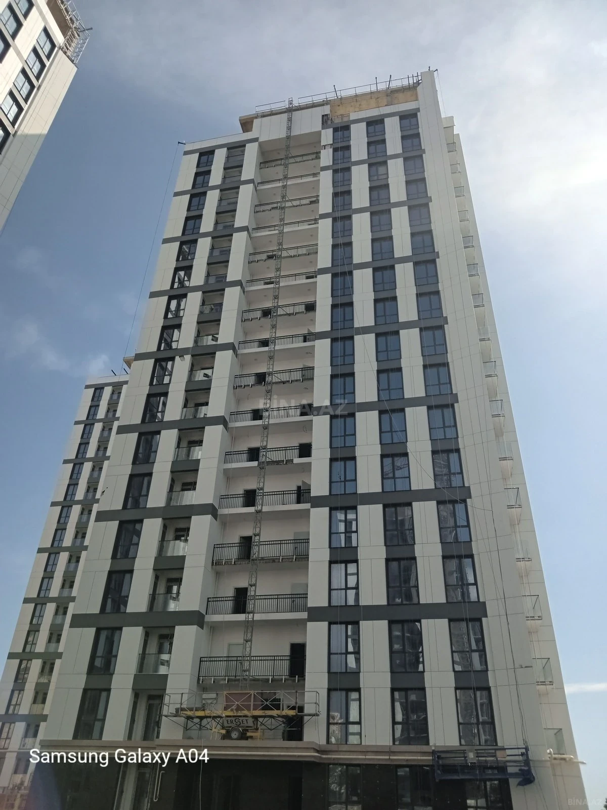 Satılır 2 otaqlı mənzil 55 m²