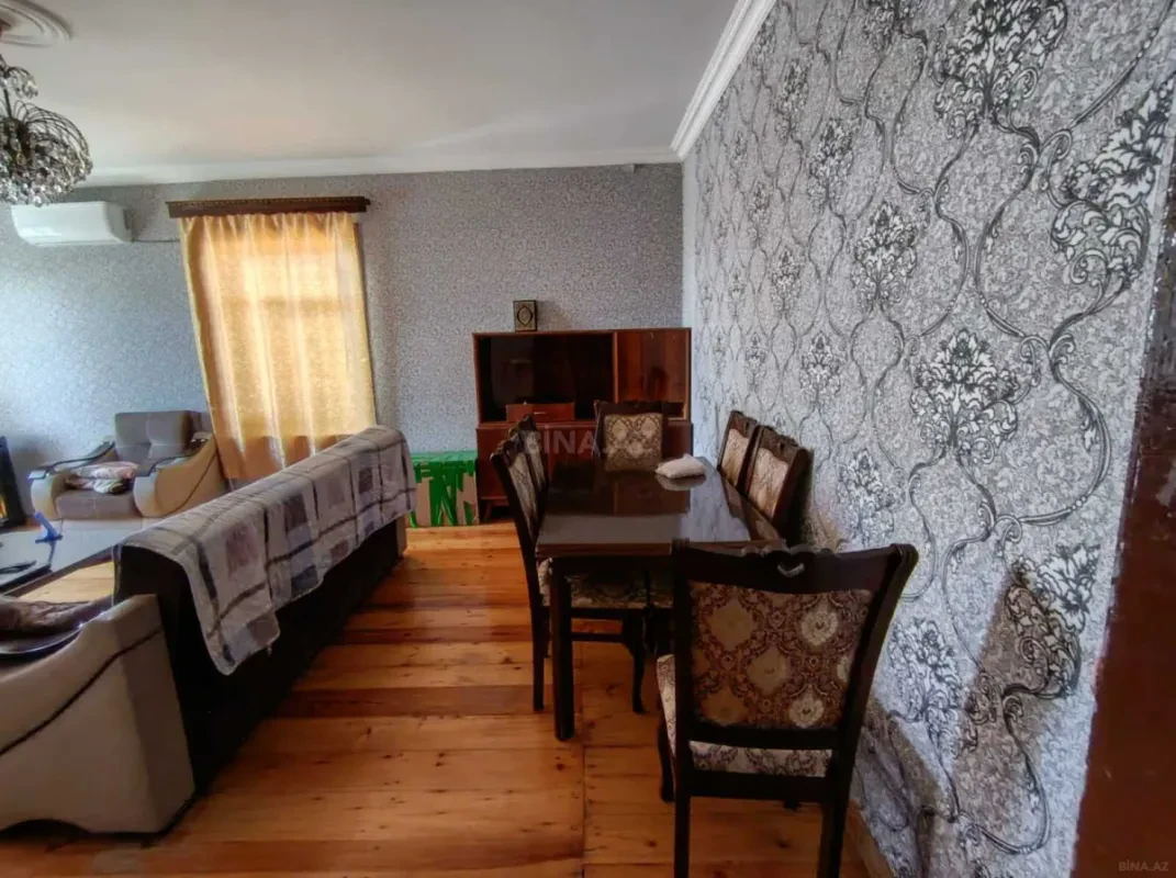 Satılır 4 otaqlı həyət evi 166 m²
