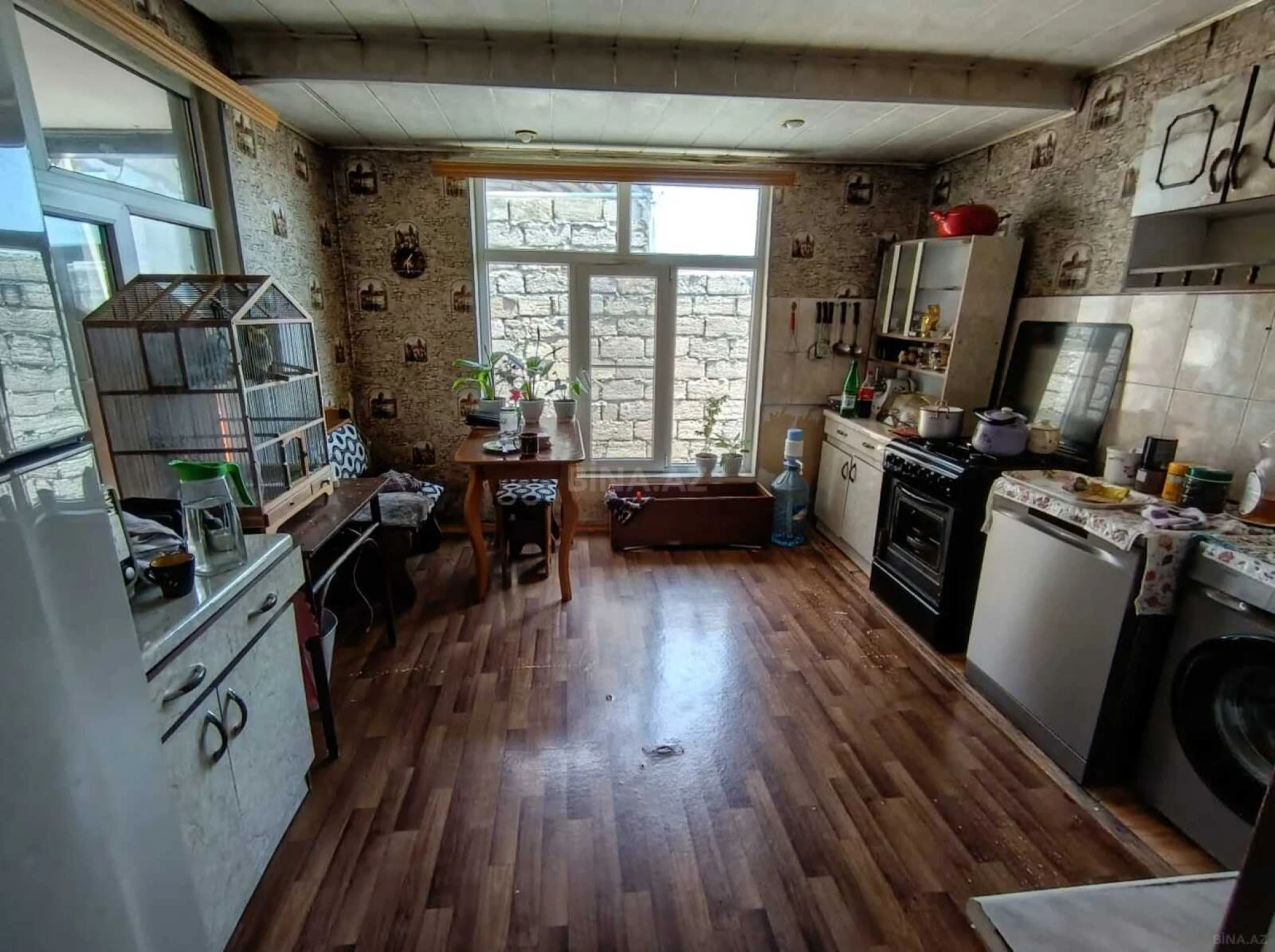 Satılır 4 otaqlı həyət evi 166 m²