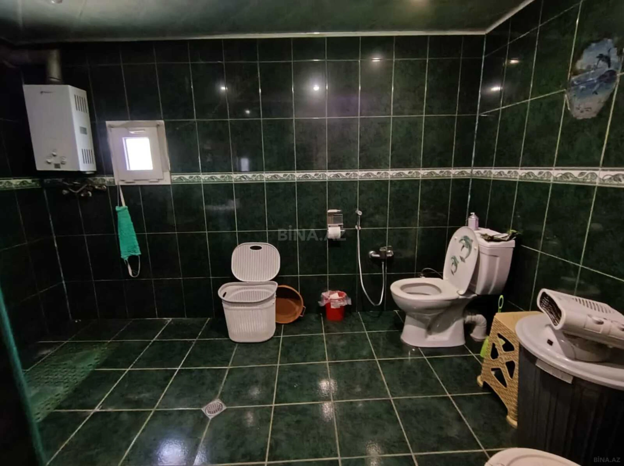 Satılır 4 otaqlı həyət evi 166 m²