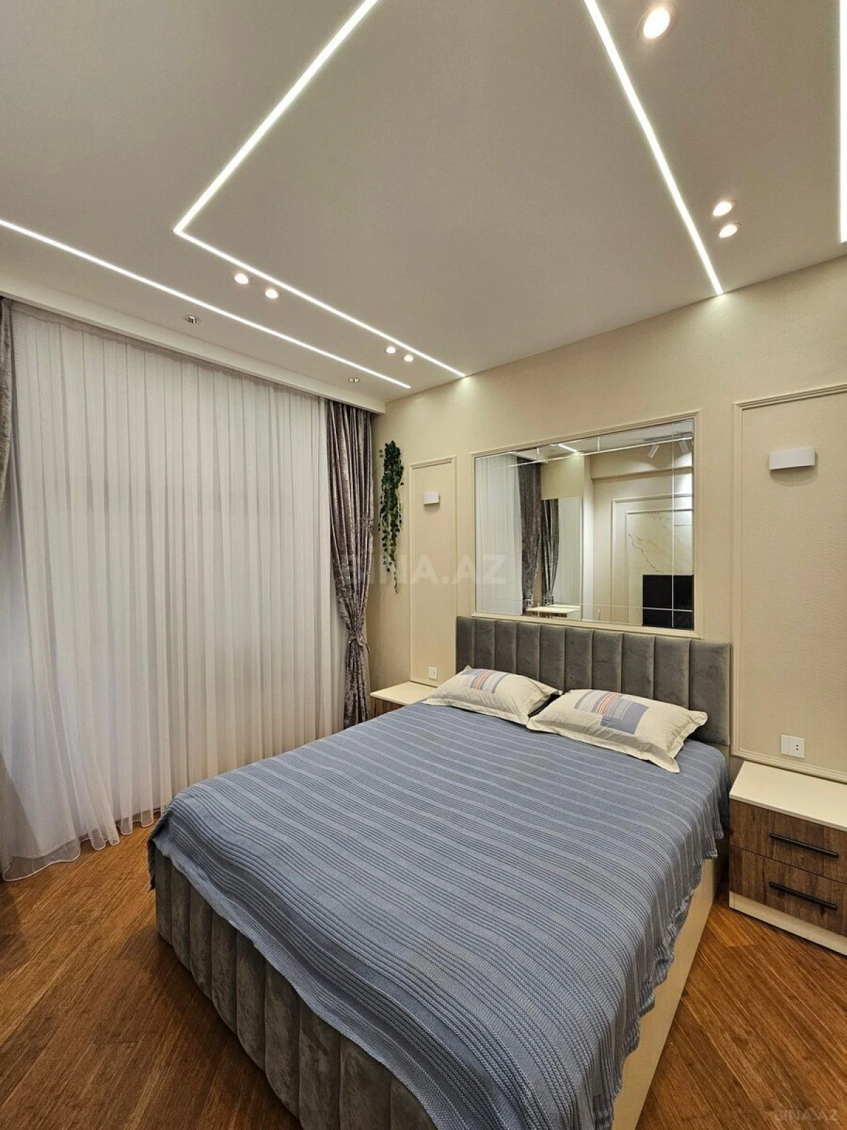 Satılır 2 otaqlı mənzil 52 m²