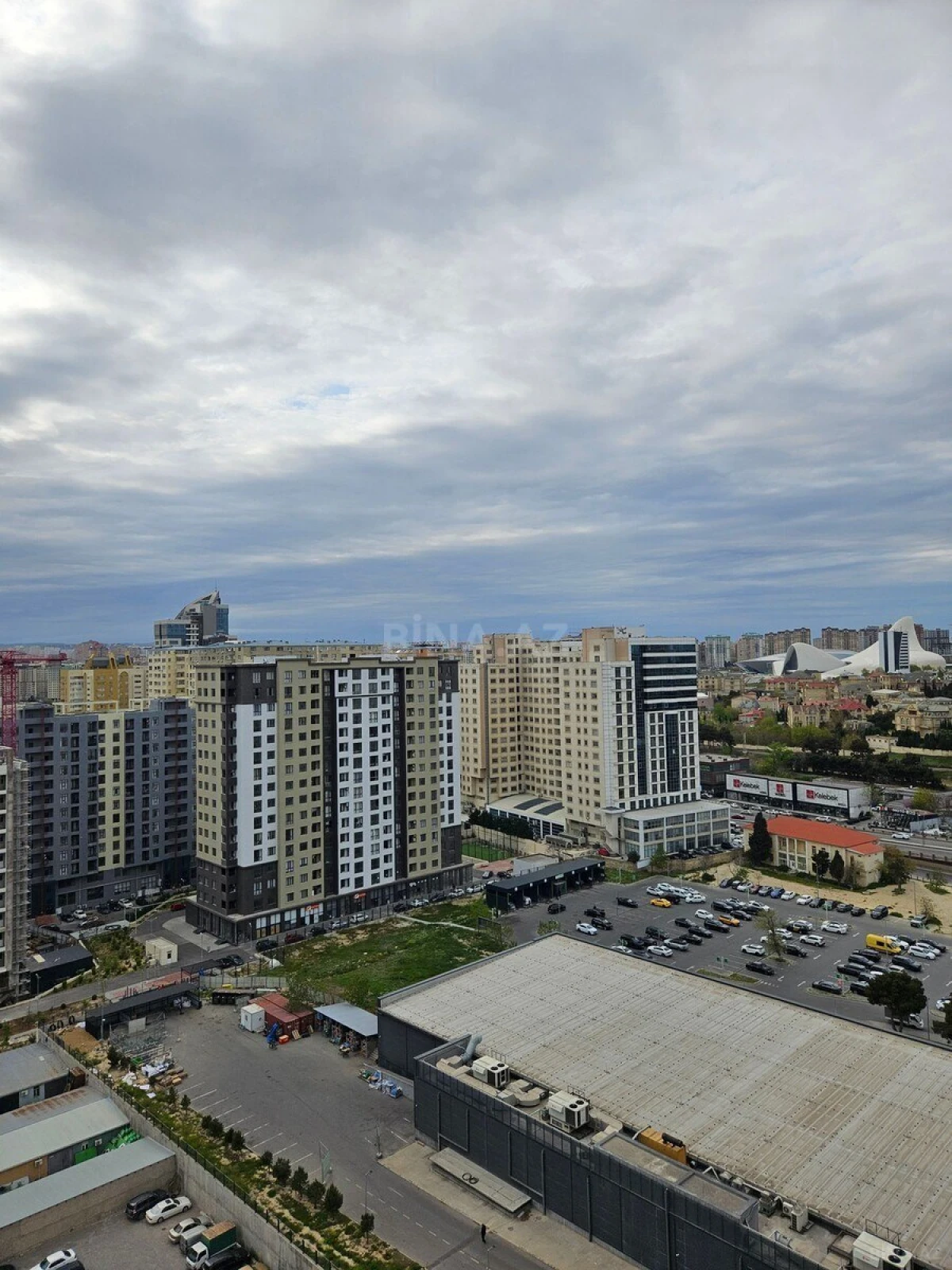 Satılır 2 otaqlı mənzil 52 m²