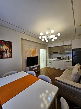 Satılır 2 otaqlı mənzil 52 m²