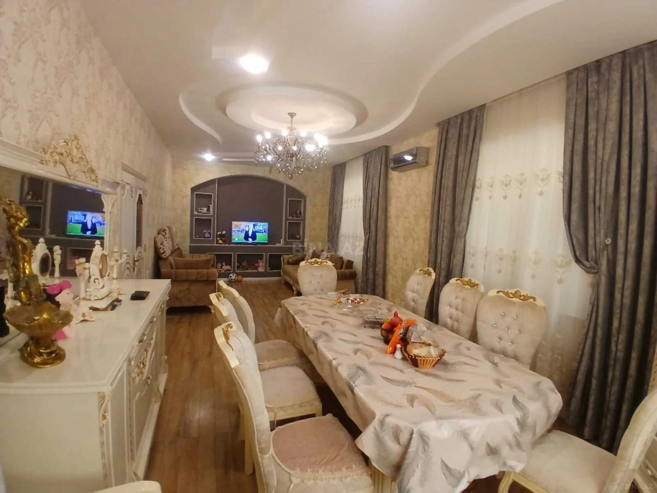 Satılır 5 otaqlı həyət evi 180 m²