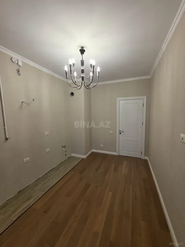 Satılır 3 otaqlı mənzil 96 m²