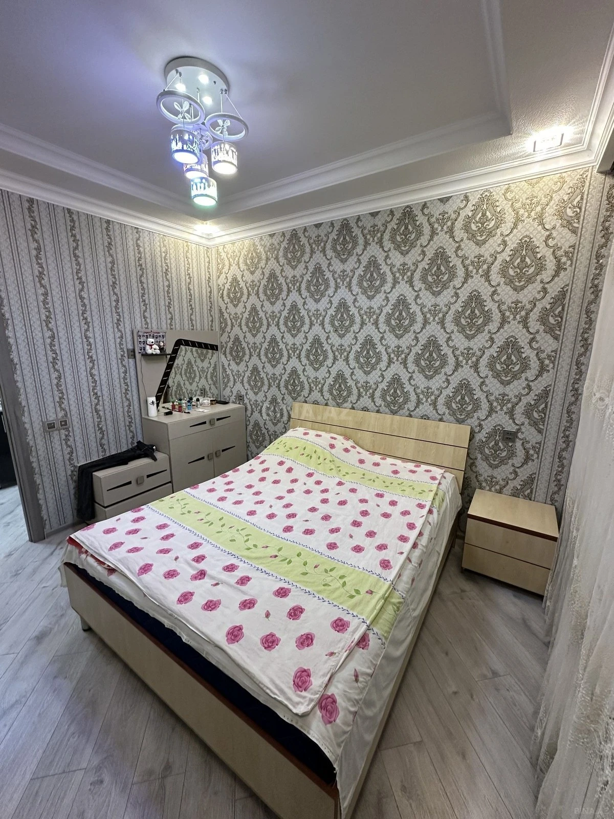 Satılır 2 otaqlı mənzil 55 m²