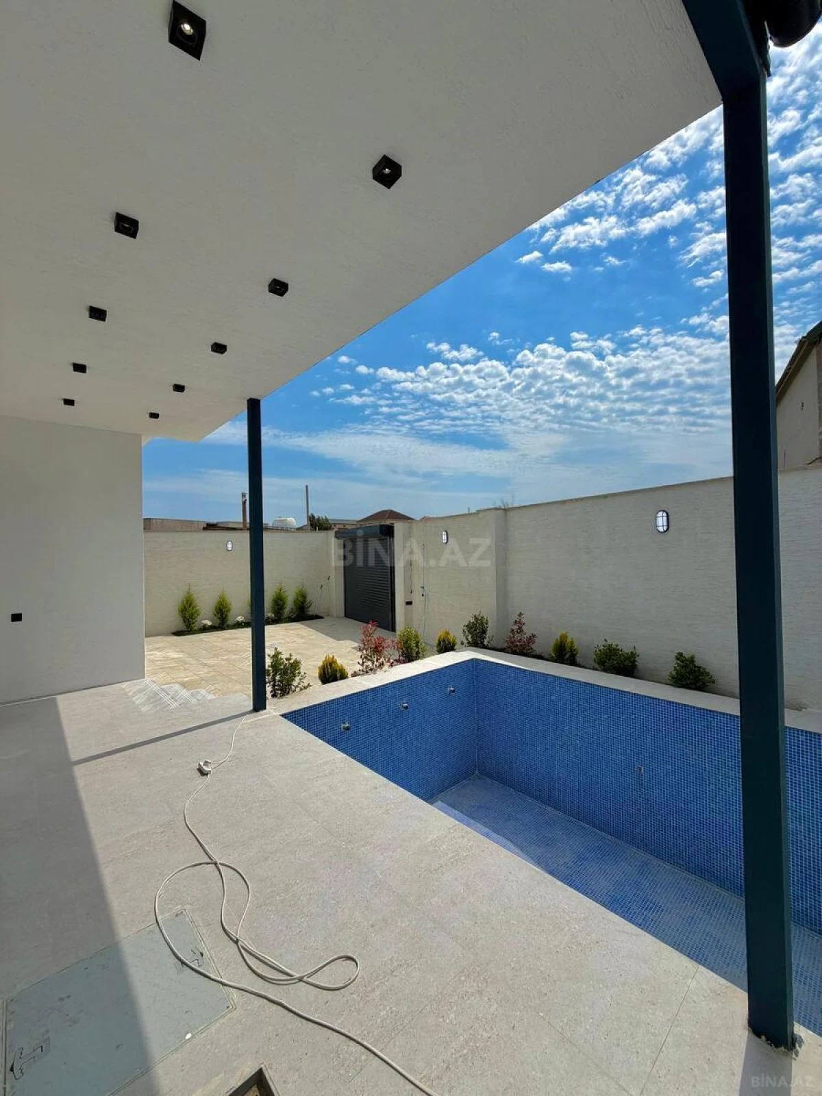 Satılır 4 otaqlı həyət evi 130 m²