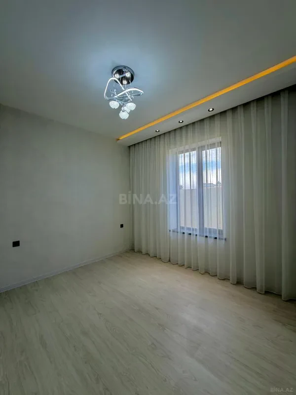 Satılır 4 otaqlı həyət evi 130 m²
