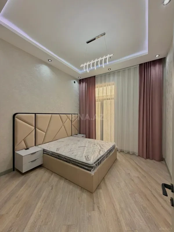 Satılır 4 otaqlı həyət evi 175 m²