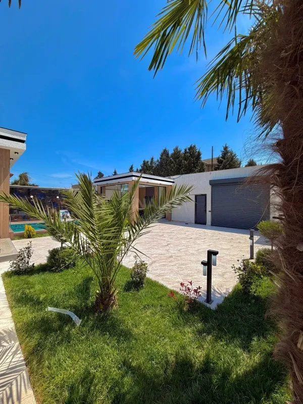 Satılır 4 otaqlı həyət evi 175 m²