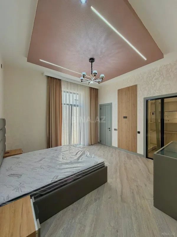 Satılır 4 otaqlı həyət evi 175 m²
