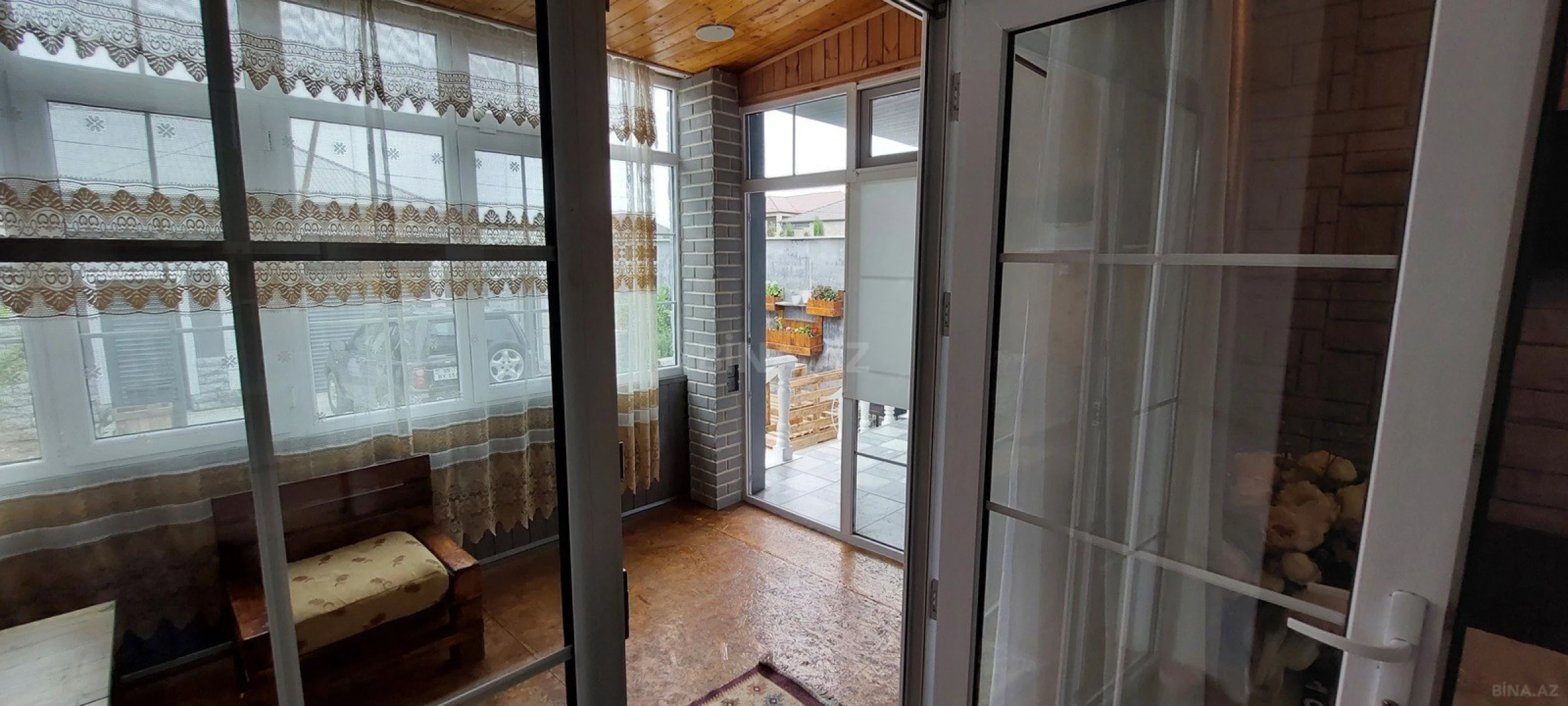Satılır 4 otaqlı həyət evi 155 m²