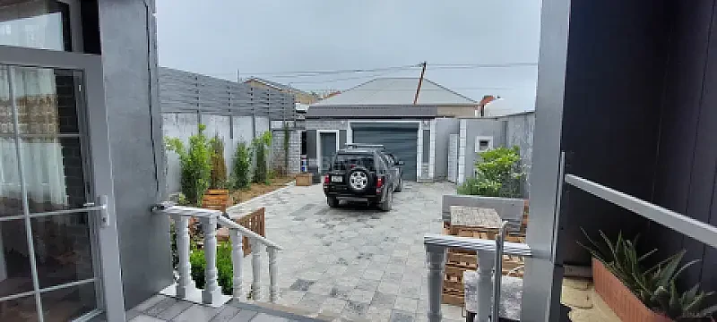 Satılır 4 otaqlı həyət evi 155 m²