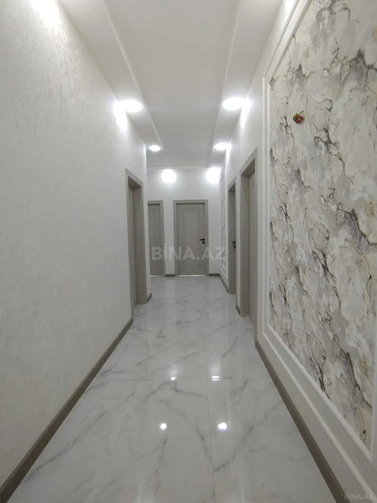 Satılır 4 otaqlı həyət evi 130 m²