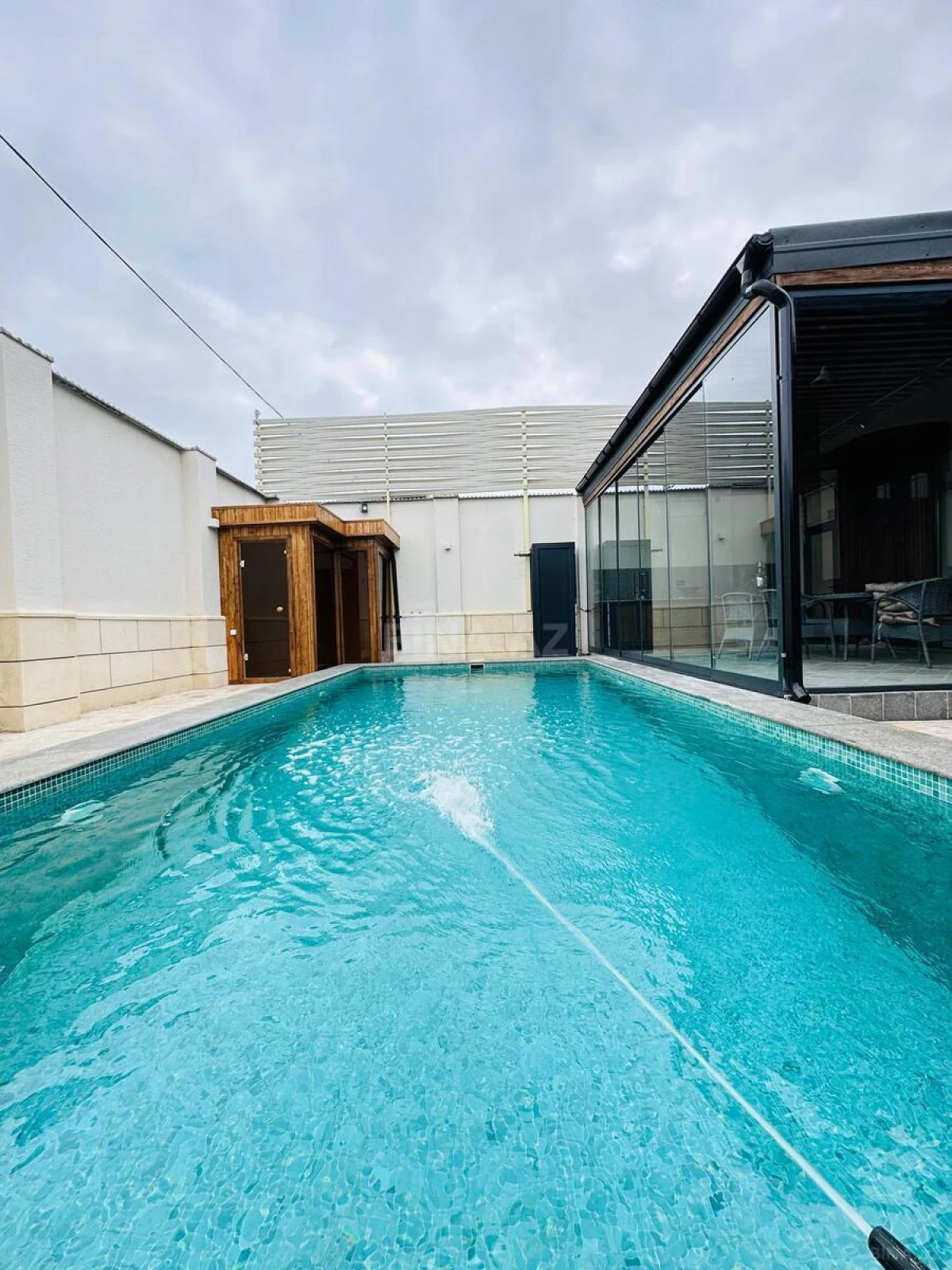 Kirayə verilir 3 otaqlı həyət evi 150 m²