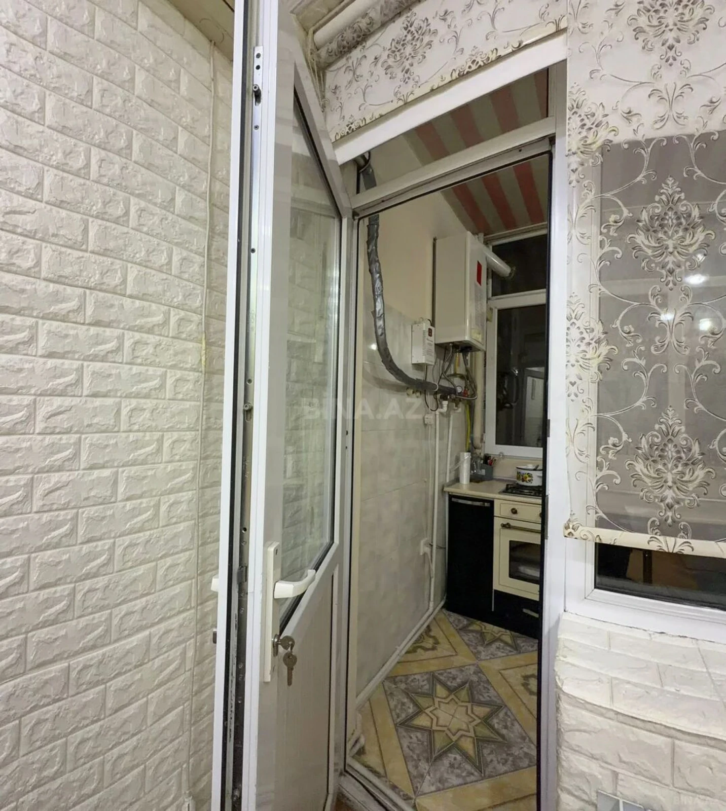 Satılır 3 otaqlı mənzil 90 m²