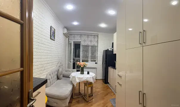 Satılır 3 otaqlı mənzil 90 m²