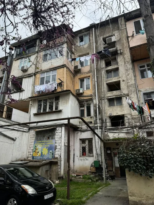 Satılır 2 otaqlı mənzil 50 m²