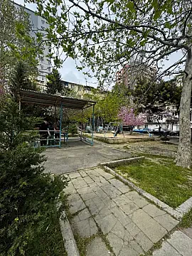 Satılır 2 otaqlı mənzil 50 m²