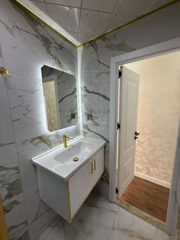 Satılır 2 otaqlı mənzil 60 m²