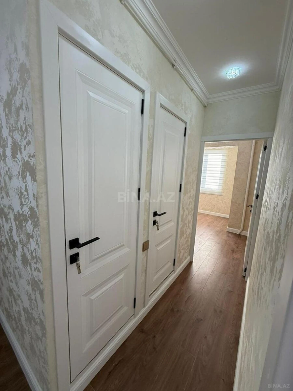 Satılır 2 otaqlı mənzil 60 m²