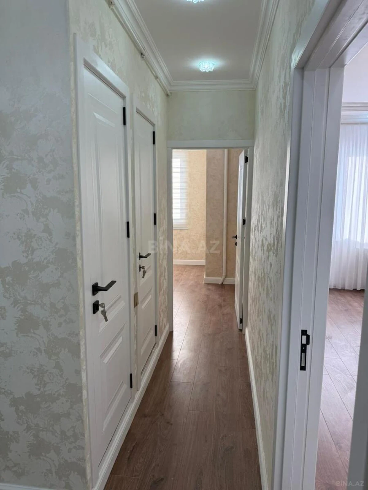 Satılır 2 otaqlı mənzil 60 m²