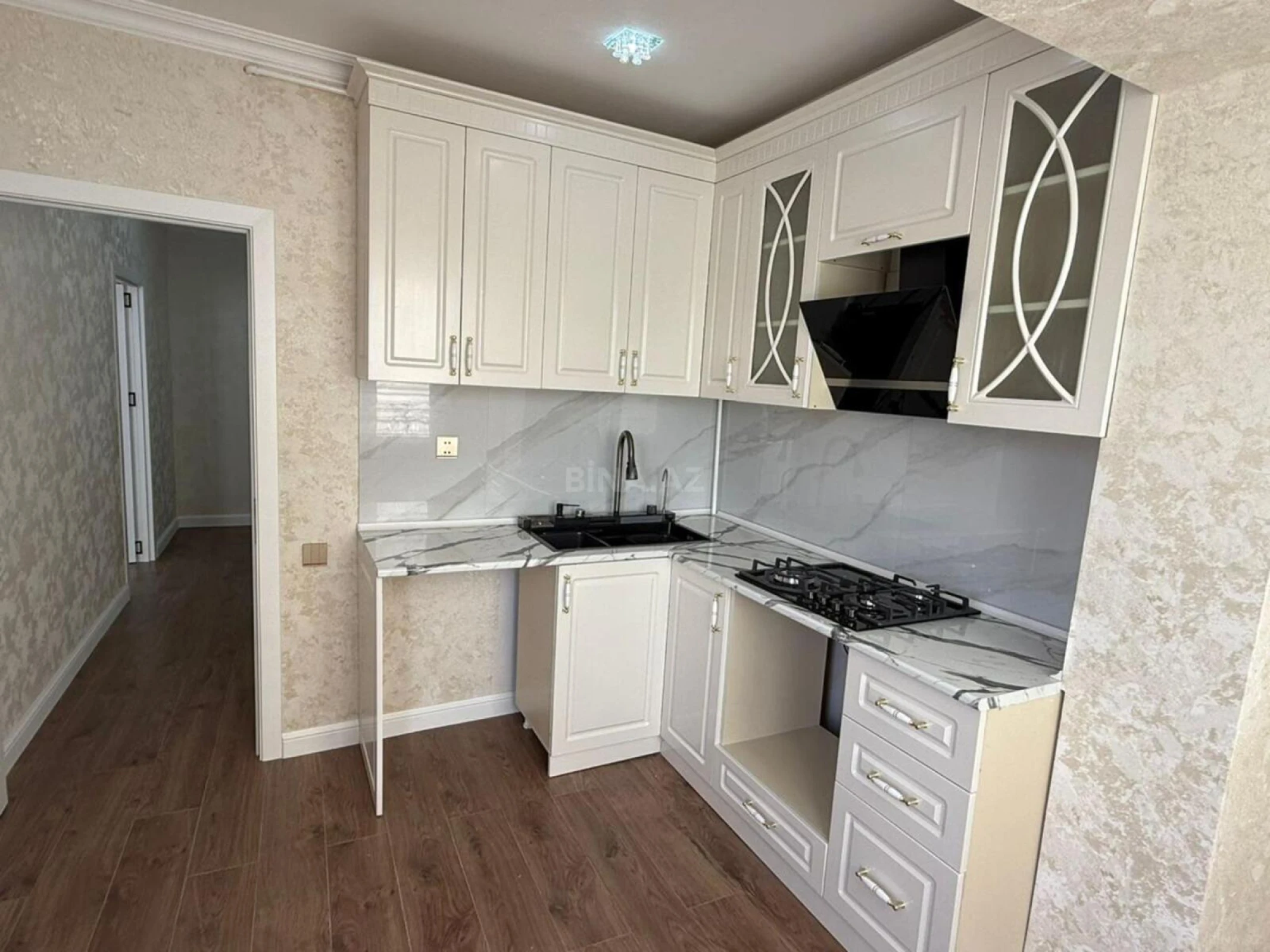 Satılır 2 otaqlı mənzil 60 m²