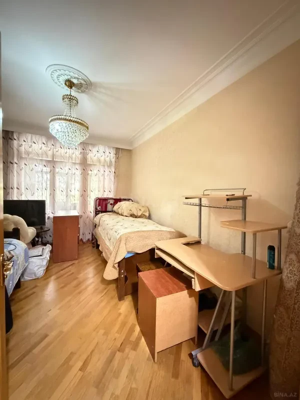 Satılır 3 otaqlı mənzil 80 m²