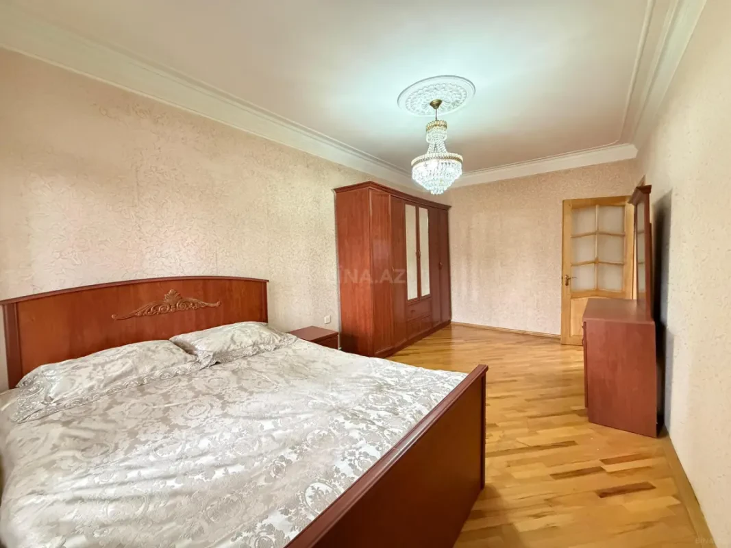 Satılır 3 otaqlı mənzil 80 m²