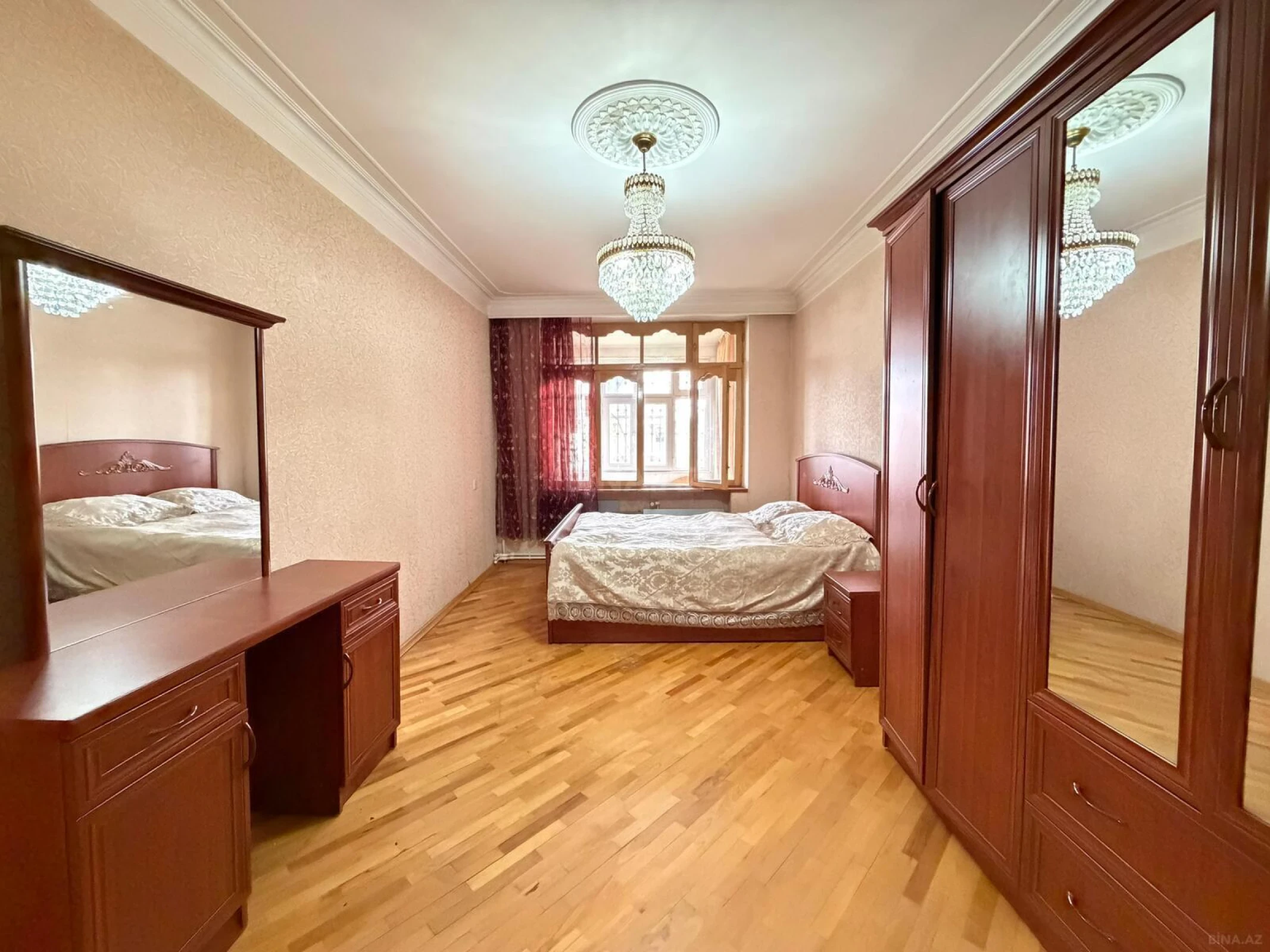 Satılır 3 otaqlı mənzil 80 m²