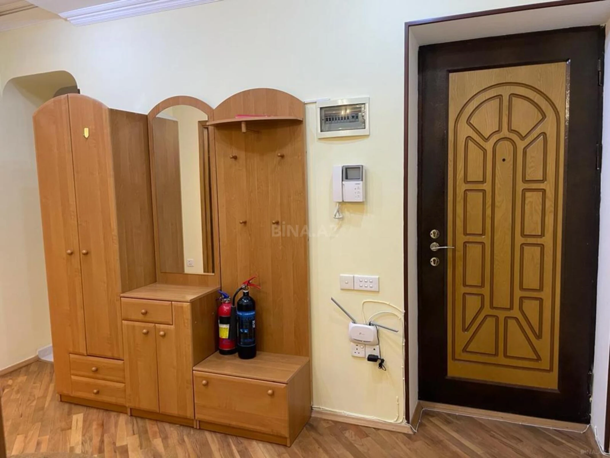 Kirayə verilir 2 otaqlı mənzil 80 m²