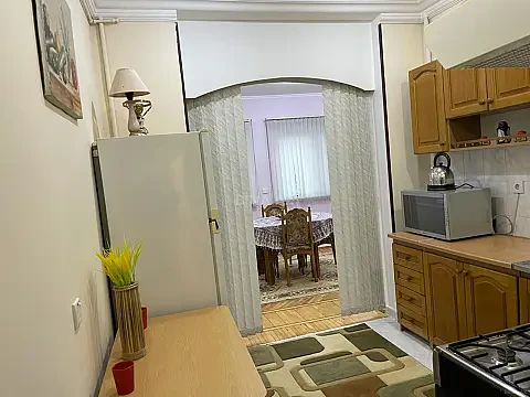 Kirayə verilir 2 otaqlı mənzil 80 m² — Bakı, Sahil qəs. 2 otaq 80.00 m²