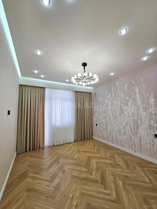 Satılır 3 otaqlı mənzil 87 m²