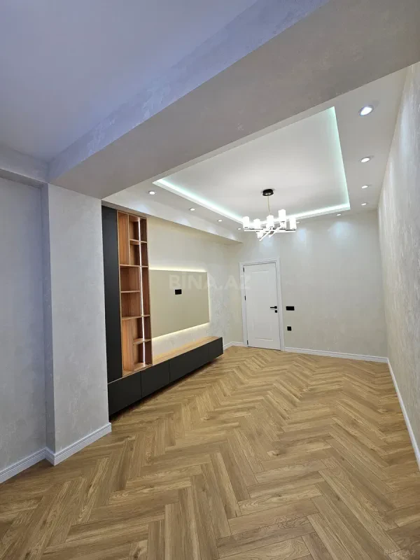 Satılır 3 otaqlı mənzil 87 m²