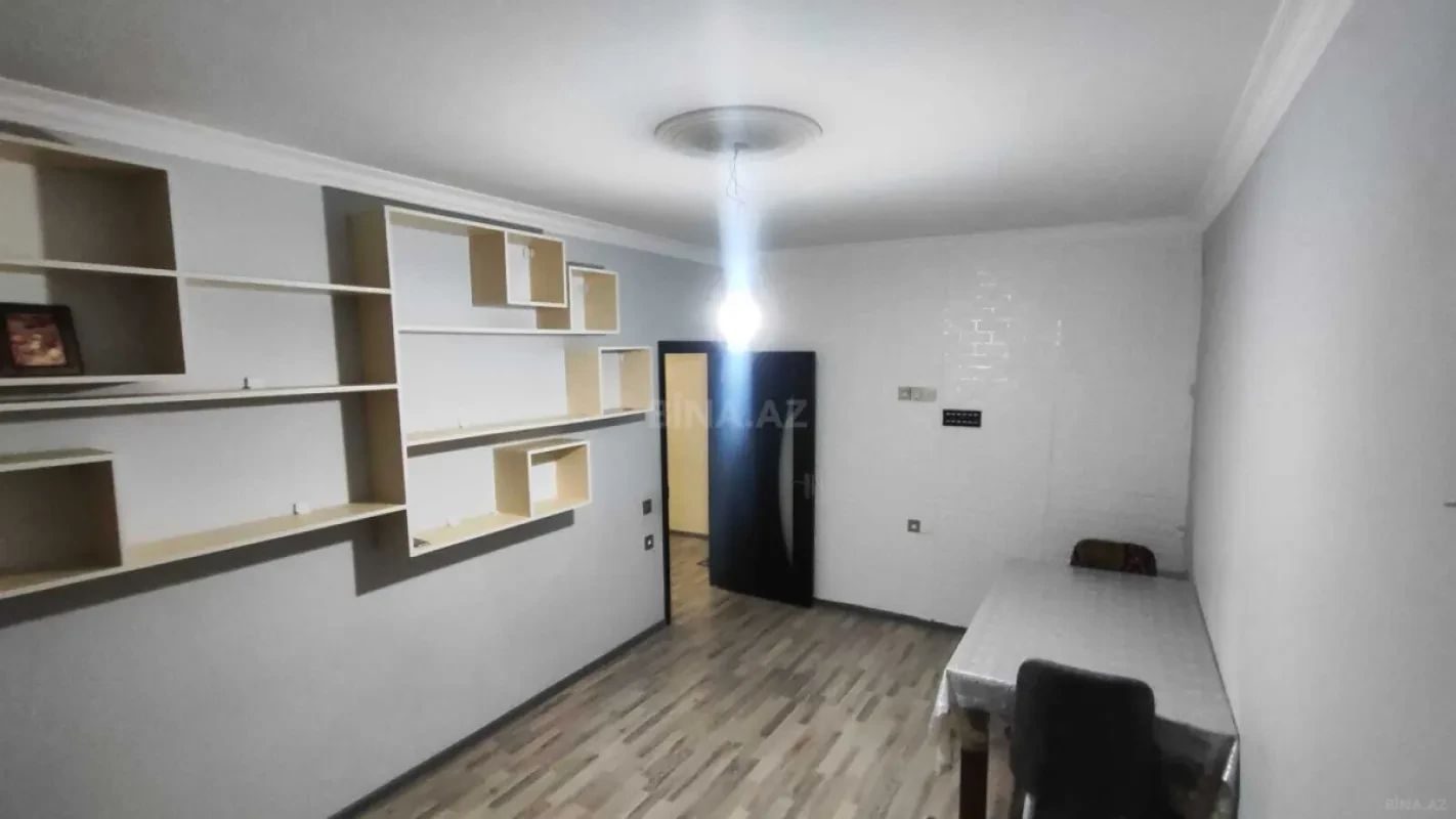 Satılır 2 otaqlı mənzil 60 m²