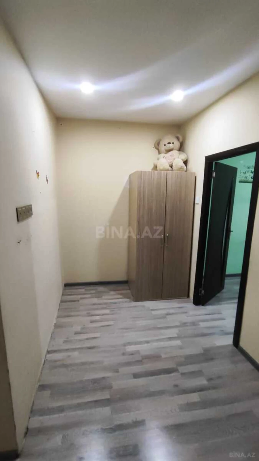 Satılır 2 otaqlı mənzil 60 m²