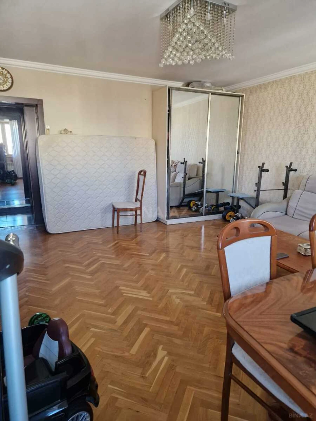 Satılır 3 otaqlı mənzil 100 m²