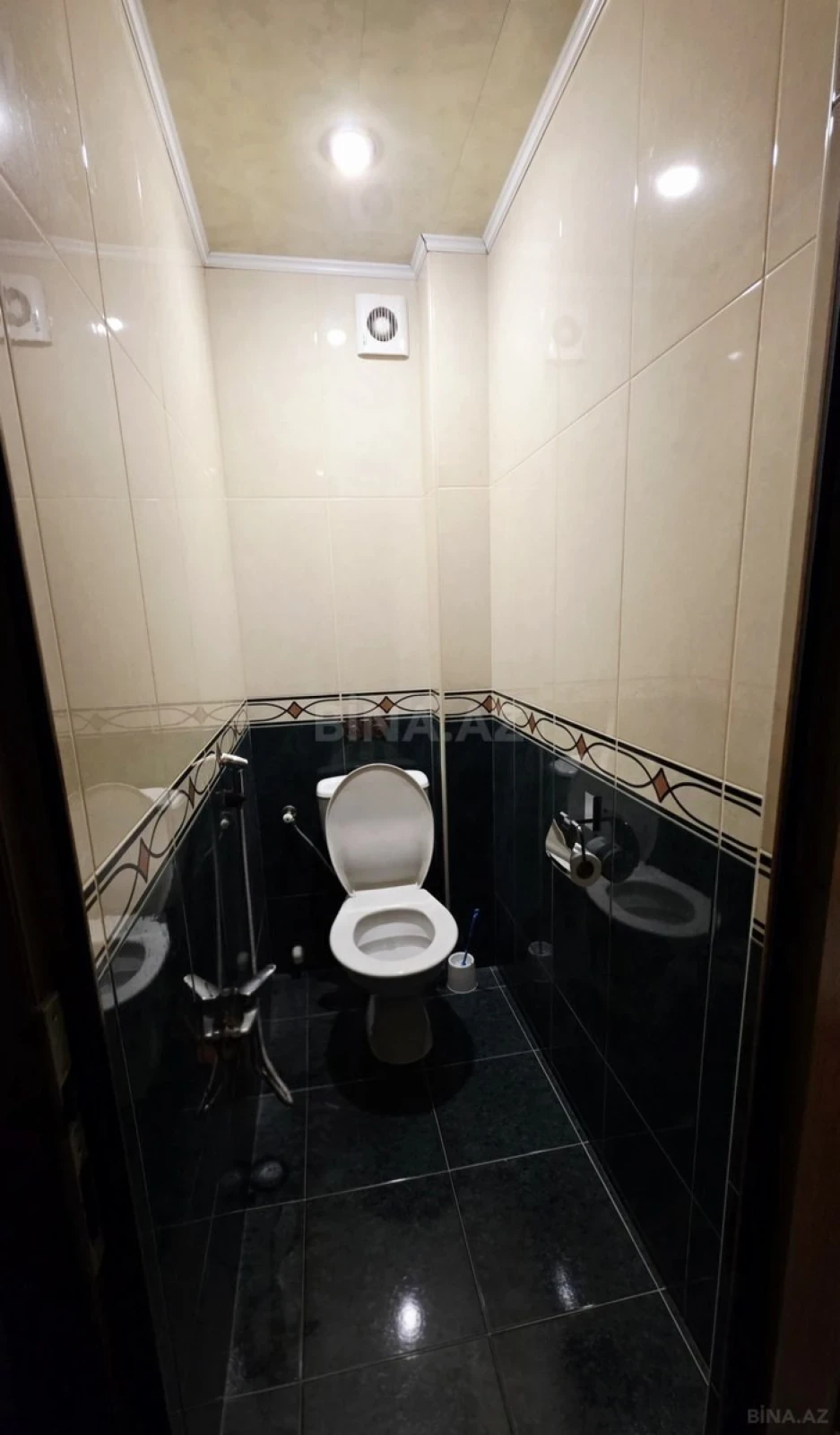 Satılır 2 otaqlı mənzil 65 m²