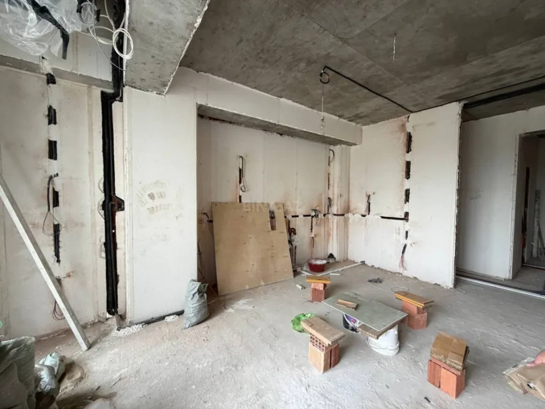 Satılır 3 otaqlı mənzil 108.2 m²