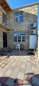 Satılır 6 otaqlı həyət evi 140 m²