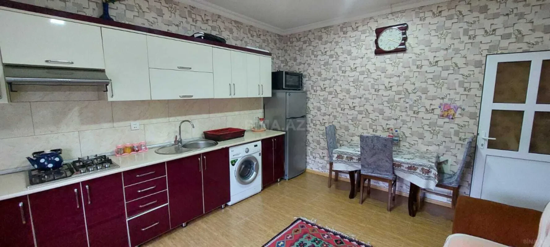 Satılır 6 otaqlı həyət evi 140 m²