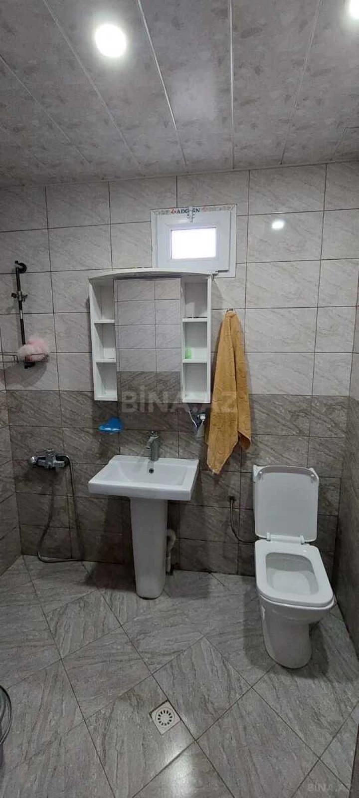 Satılır 6 otaqlı həyət evi 140 m²