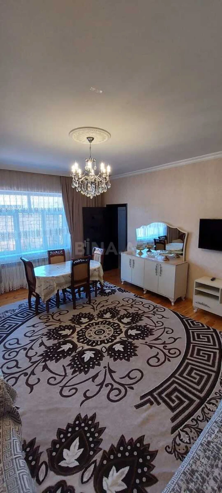 Satılır 6 otaqlı həyət evi 140 m²