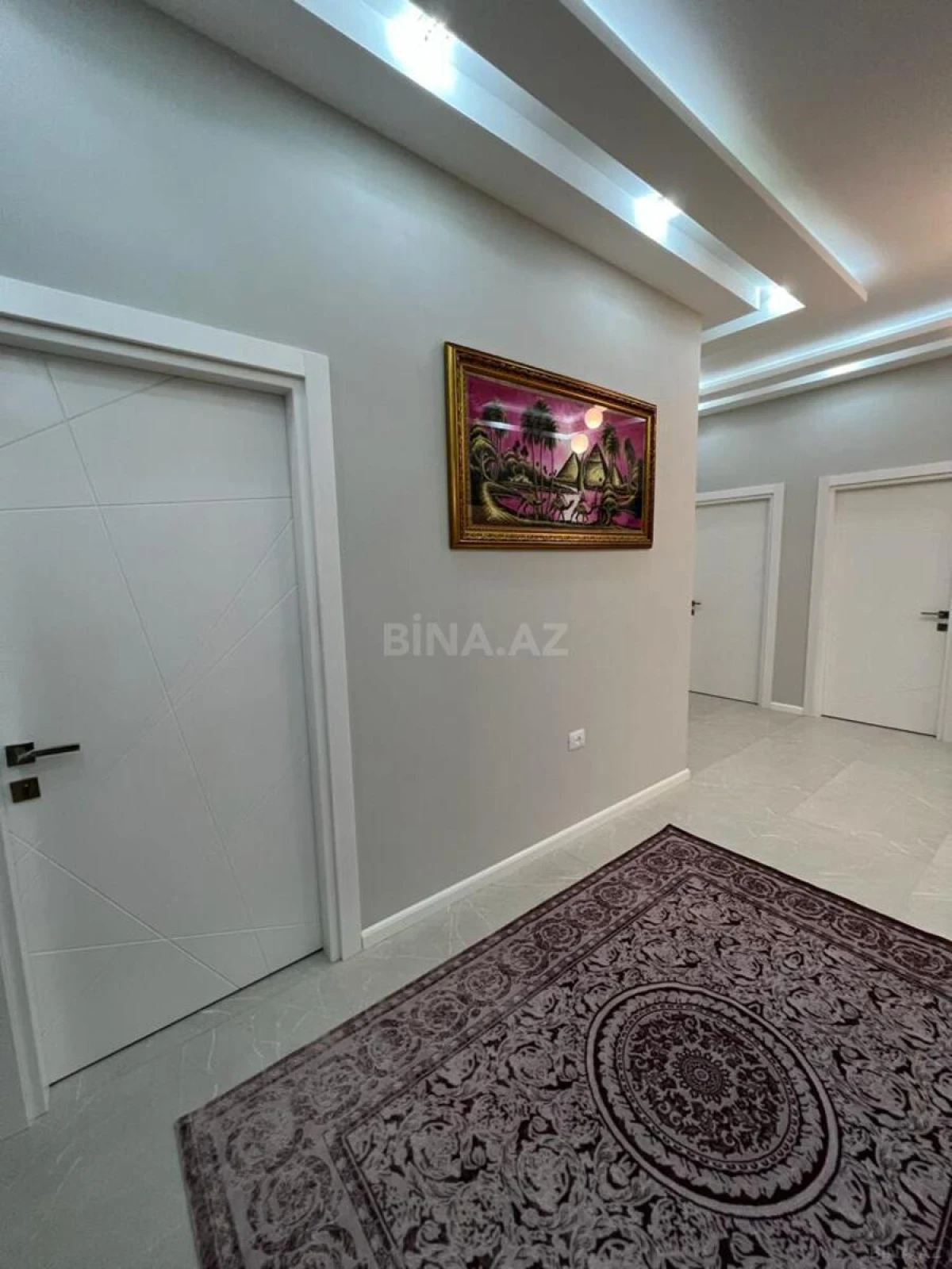 Kirayə verilir 3 otaqlı mənzil 110 m²