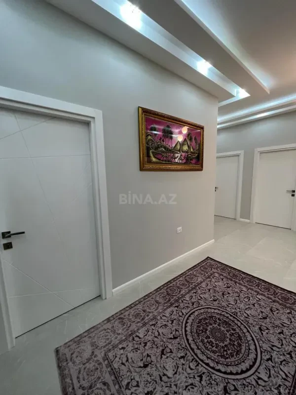 Kirayə verilir 3 otaqlı mənzil 110 m²